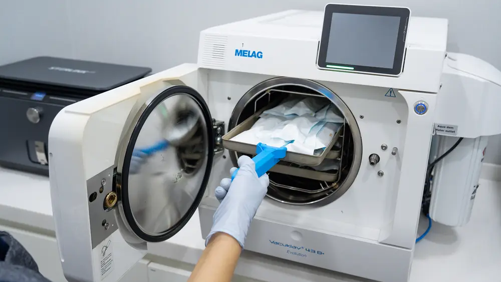 Sealed instruments going into the autoclave